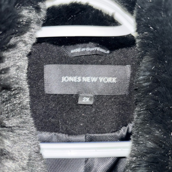 Jones New York Women 2xl Wool Long Black Coat Overcoat Faux Fur Collar - Picture 4 of 8